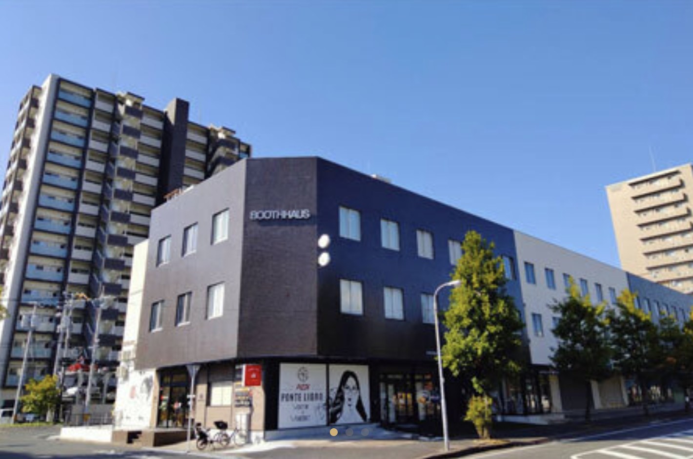 ACORDE 岡山本店 外観（BOOTHHAUS 1F）